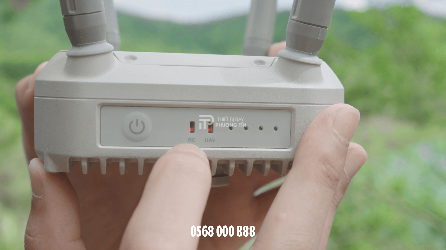 dji-repay-may-bay-phun-thuoc-phuong-tin-2