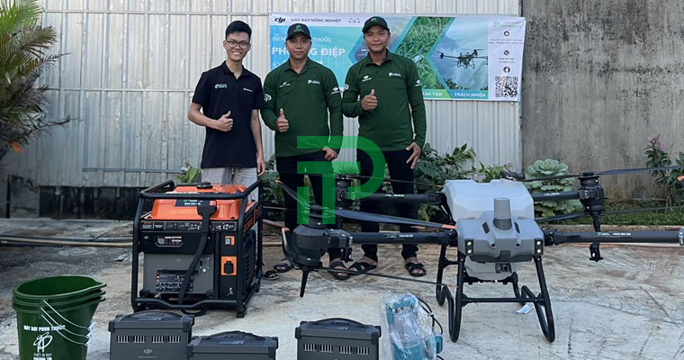 mua máy bay phun thuốc trừ sâu